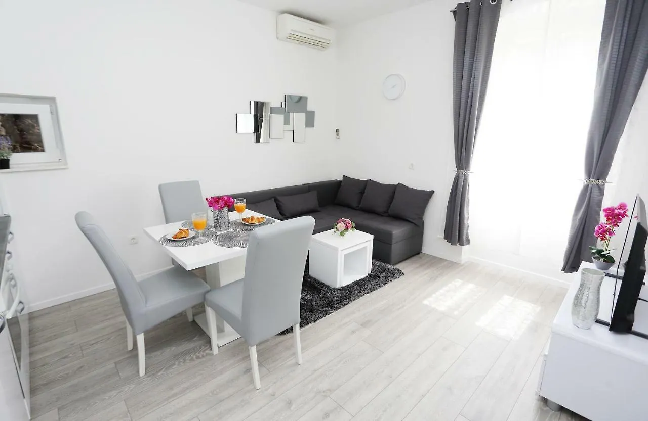 Apartman Marinela Split 0*,  Croatia