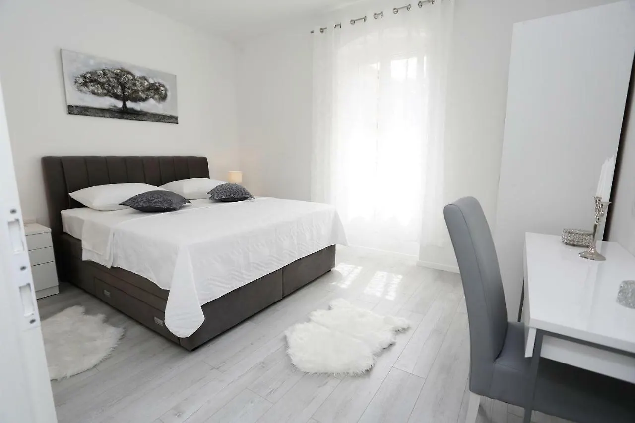 Apartment Apartman Marinela Split Croatia